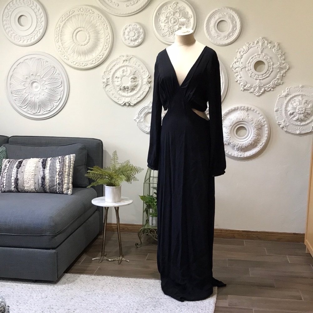 Stunning long black dress